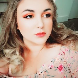 Meet your Posher, Sasha